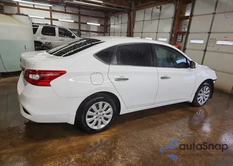 2017 Nissan Sentra S z USA, uszkodzony, nr VIN 3N1AB7AP5HY203487